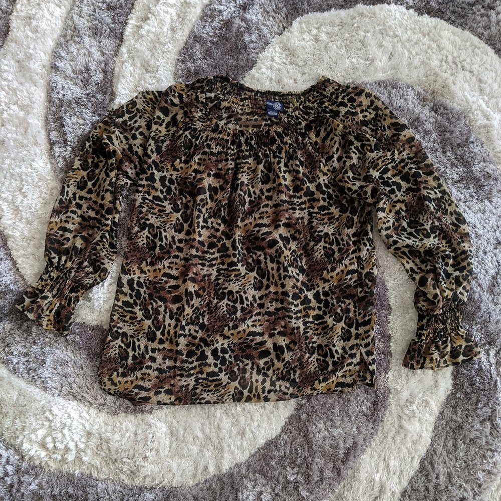 EUC Venezia Semi-Sheer Leopard Blouse Size 22/24